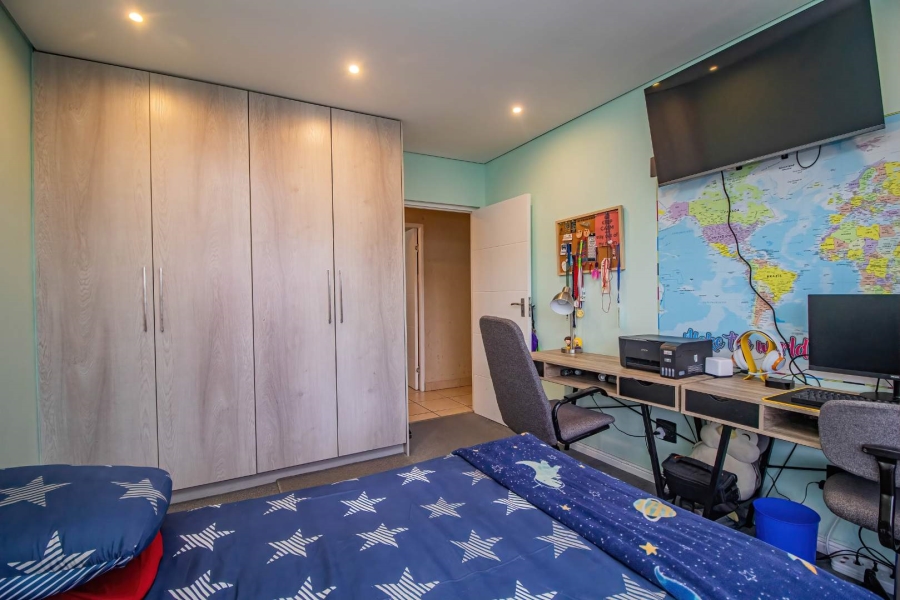 4 Bedroom Property for Sale in Island View Western Cape